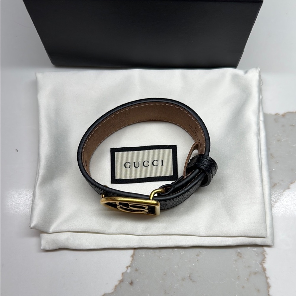 Gucci Gold and Black Cuff Bracelet - Picture 2 of 6